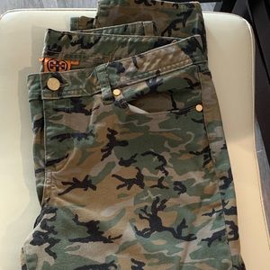 Tory Burch Cropped Camo Jeans